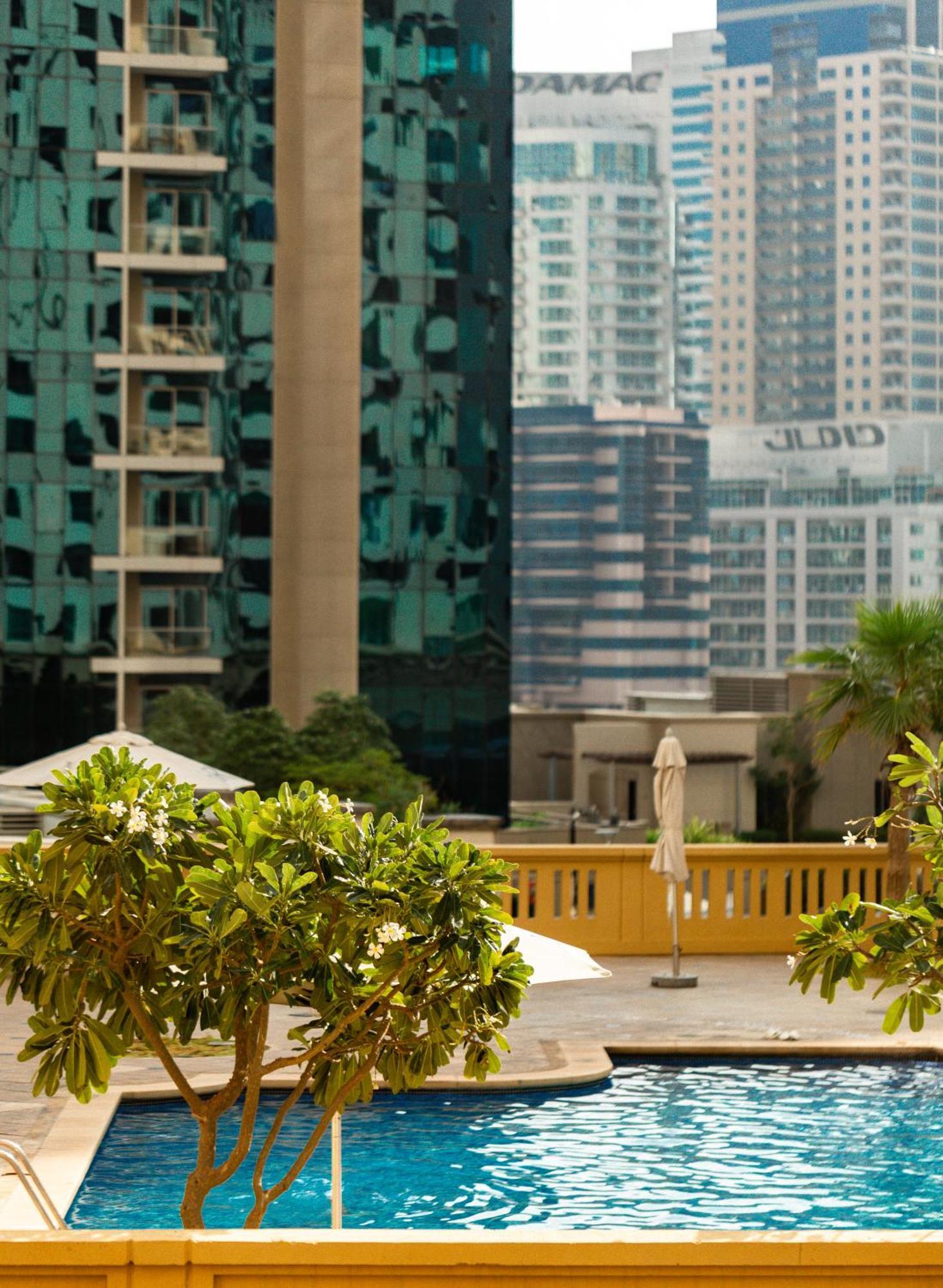Happy Academia Jbr Daire Dubai Dış mekan fotoğraf